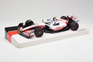 Haas VF-22 #47 M. Schumacher British GP Points 2022 Minichamps 1:18 147221047 Μέταλλο - εικόνα 2 από 6