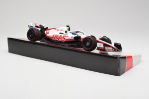 Haas VF-22 #47 M. Schumacher British GP Points 2022 Minichamps 1:18 147221047 Μέταλλο - εικόνα 4 από 6