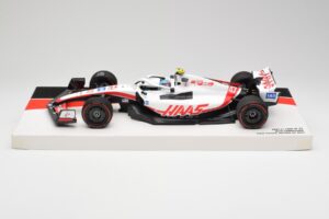 Haas VF-22 #47 M. Schumacher British GP Points 2022 Minichamps 1:18 147221047 Μέταλλο