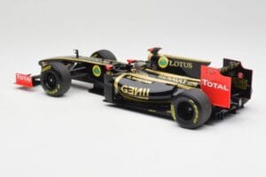 Lotus Renault GP R31 #10 B. Senna F1 2011 Minichamps 1:18 150110079-C1 Μέταλλο - εικόνα 5 από 7