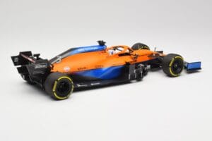 McLaren MCL35M #3 D. Ricciardo Bahrain GP 2021 Minichamps 1:18 530211803 Μέταλλο - εικόνα 2 από 7