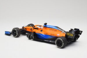McLaren MCL35M #3 D. Ricciardo Italian GP Winner 2021 Minichamps 1:18 530213303 Ρητίνη - εικόνα 5 από 7