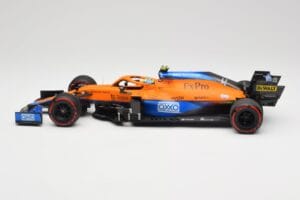 McLaren MCL35M #4 L. Norris Pole Position Russian GP 2021 Minichamps 1:18 530213404 Μέταλλο - εικόνα 3 από 7