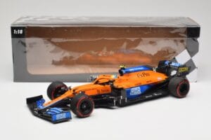 McLaren MCL35M #4 L. Norris Pole Position Russian GP 2021 Minichamps 1:18 530213404 Μέταλλο - εικόνα 7 από 7