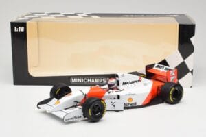 McLaren Ford MP4/8 #7 M. Andretti European GP 1993 Minichamps 1:18 530931827 Ρητίνη - εικόνα 6 από 7