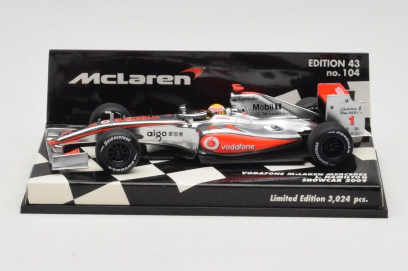 McLaren Mercedes MP4-24 #1 L. Hamilton Showcar 2009 Minichamps 1:43 530094371 Μέταλλο