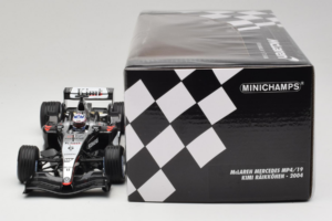 McLaren MP4/19 Mercedes K. Raikkonen F1 2004 Minichamps 1:18 530041806 Μέταλλο - εικόνα 6 από 7