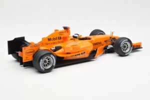 McLaren MP4-20 Mercedes P. de la Rosa Interim Test Car 2006 Minichamps 1:18 530061894 Μέταλλο - εικόνα 2 από 6