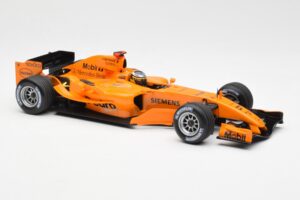 McLaren MP4-20 Mercedes P. de la Rosa Interim Test Car 2006 Minichamps 1:18 530061894 Μέταλλο - εικόνα 4 από 6