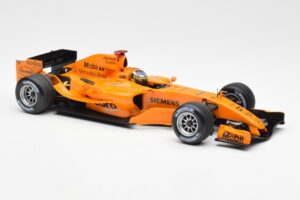 McLaren Mercedes MP4-20 P. de la Rosa F1 Test Car 2005 Minichamps 1:18 B66962343 Μέταλλο - εικόνα 4 από 6