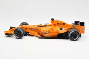 McLaren MP4-21 Mercedes #4 J.P. Montoya Interim Livery 2006 Minichamps 1:18 530061874 Μέταλλο - εικόνα 3 από 6