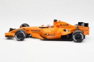 McLaren MP4-21 Mercedes #3 K. Raikkonen Interim Livery 2006 Minichamps 1:18 530061873 Μέταλλο - εικόνα 3 από 6