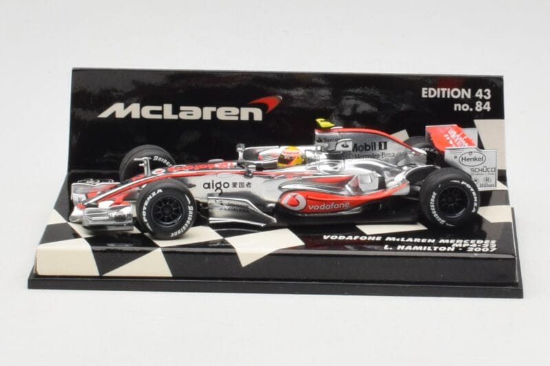 McLaren Mercedes MP4-22 #2 L. Hamilton Race Car 2007 Minichamps 1:43 530074302 Μέταλλο