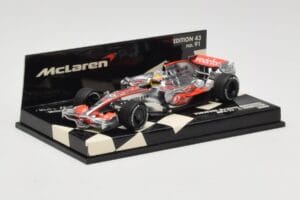 McLaren Mercedes MP4-23 #22 L. Hamilton Race Car 2008 Minichamps 1:43 530084322 Μέταλλο - εικόνα 2 από 5