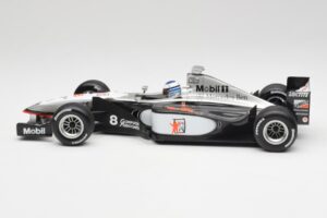 McLaren MP4/13 #8 M. Hakkinen F1 World Champion 1998 Minichamps 1:18 18690008 Μέταλλο - εικόνα 3 από 7