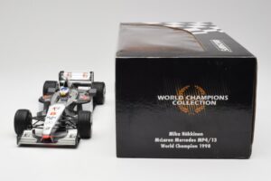 McLaren MP4/13 #8 M. Hakkinen F1 World Champion 1998 Minichamps 1:18 18690008 Μέταλλο - εικόνα 7 από 7
