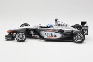 McLaren MP4-16 #4 M. Häkkinen F1 2001 Hot Wheels 1:18 50198 Μέταλλο - εικόνα 3 από 6