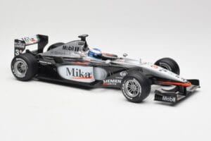 McLaren MP4-16 #4 M. Häkkinen F1 2001 Hot Wheels 1:18 50198 Μέταλλο - εικόνα 4 από 6