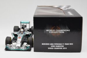 Mercedes AMG Petronas W05 #44 L. Hamilton F1 World Champion 2014 Minichamps 1:18 186140044 Μέταλλο - εικόνα 6 από 7