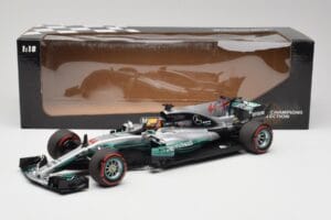 Mercedes AMG W08 EQ Power+ Petronas #44 L. Hamilton F1 World Champion 2017 Minichamps 1:18 186170044 Ρητίνη - εικόνα 7 από 7