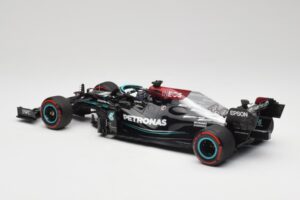 Mercedes AMG W12 Petronas #44 L. Hamilton Spanish GP 100th Pole 2021 Minichamps 1:18 110210444 Ρητίνη - εικόνα 5 από 7