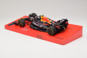 Red Bull Racing RB18 #1 M. Verstappen Oracle Winner Dutch GP 2022 Minichamps 1:18 113223501 Μέταλλο - εικόνα 5 από 7