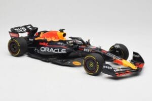 Oracle Red Bull Racing RB18 #1 M. Verstappen Winner Italian GP 2022 Minichamps 1:18 110221601 Μέταλλο - εικόνα 4 από 7