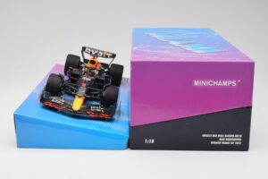 Red Bull Racing RB18 #1 M. Verstappen Winner Miami GP 2022 Minichamps 1:18 113220501 Μέταλλο - εικόνα 6 από 7