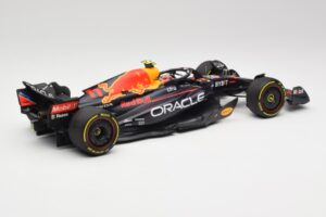 Oracle Red Bull Racing RB18 #11 S. Perez Abu Dhabi GP 2022 Minichamps 1:18 110222211 Μέταλλο - εικόνα 2 από 7