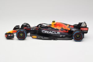 Oracle Red Bull Racing RB18 #11 S. Perez Monaco GP Winner Rain Tyre Version 2022 Minichamps 1:18 110222711 Μέταλλο - εικόνα 3 από 7