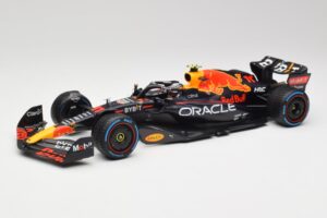 Oracle Red Bull Racing RB18 #11 S. Perez Monaco GP Winner Rain Tyre Version 2022 Minichamps 1:18 110222711 Μέταλλο