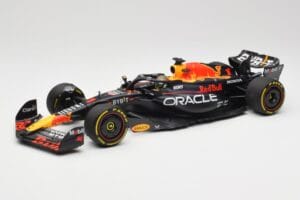 Oracle Red Bull Racing RB19 #1 M. Verstappen Winner Abu Dhabi GP 2023 Minichamps 1:18 110232301 Μέταλλο