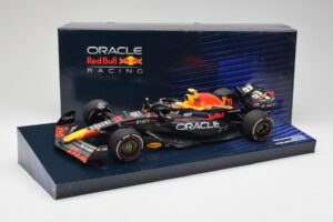 Red Bull Racing RB19 #11 S. Perez Winner Saudi Arabian GP 2023 Minichamps 1:18 113230111 Μέταλλο - εικόνα 6 από 6
