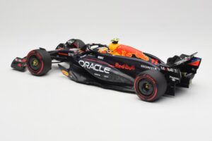 Red Bull Racing RB20 #11 S. Perez Bahrain GP 2024 Minichamps 1:18 110240111 Μέταλλο - εικόνα 5 από 7