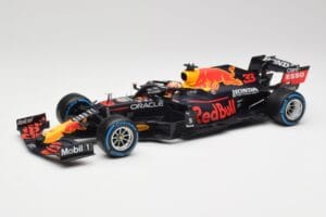 Red Bull Racing Honda RB16B #33 M. Verstappen Turkish GP 2nd Place 2021 Minichamps 1:18 110211633 Μέταλλο