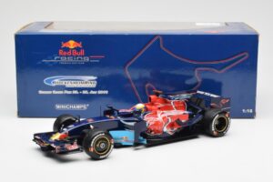 Red Bull Racing RB6 #6 M. Webber F1 Showcar 2010 Minichamps 1:18 150100076 Μέταλλο - εικόνα 6 από 6