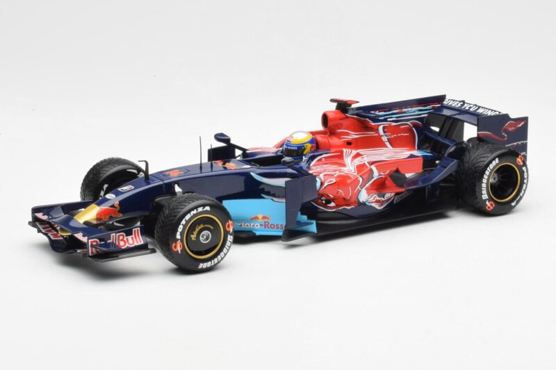 Red Bull Racing RB6 #6 M. Webber F1 Showcar 2010 Minichamps 1:18 150100076 Μέταλλο