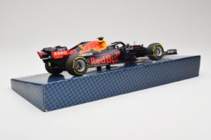 Red Bull Racing Honda RB16B #33 M. Verstappen Emilia Romagna GP 2021 Case Edition Minichamps 1:18 113210133 Ρητίνη - εικόνα 3 από 7