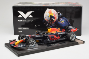 Red Bull Racing RB16B #33 M. Verstappen Monaco GP Winner 2021 Minichamps 1:18 113210533-R1 Ρητίνη - εικόνα 6 από 6