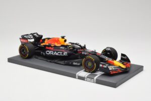 Oracle Red Bull Racing RB18 #33 M. Verstappen Mexican GP 2022 Minichamps 1:18 113222001 Ρητίνη - εικόνα 4 από 7