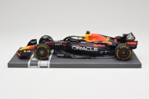 Oracle Red Bull Racing RB18 #33 M. Verstappen Mexican GP 2022 Minichamps 1:18 113222001 Ρητίνη