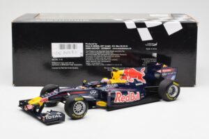 Red Bull Racing RB7 #2 M. Webber Showcar F1 2011 Minichamps 1:18 110110072 Μέταλλο - εικόνα 6 από 6