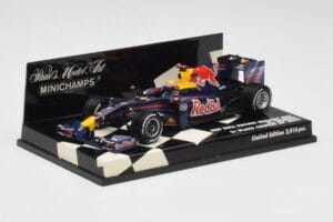 Red Bull Racing Renault RB5 #14 M. Webber Race Car 2009 Minichamps 1:43 400090114 Μέταλλο - εικόνα 2 από 5