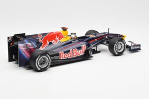 Red Bull Racing Renault RB5 #5 S. Vettel Showcar 2010 Minichamps 1:18 153100175 Μέταλλο - εικόνα 2 από 6