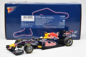 Red Bull Racing Renault RB6 #5 S. Vettel F1 World Champion Showcar 2010 Minichamps 1:18 150100075 Μέταλλο - εικόνα 6 από 6