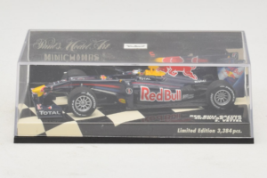 Red Bull Racing RB6 S. Vettel F1 Showcar 2010 Minichamps 1:43 400100075 Μέταλλο - εικόνα 5 από 5