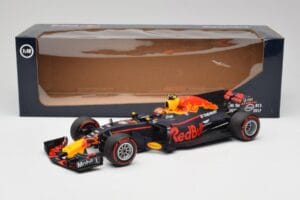 Red Bull Racing RB13 Tag Heuer #33 M. Verstappen Australian GP 2017 Minichamps 1:18 110170033 Ρητίνη - εικόνα 7 από 7