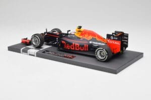 Red Bull RB12 #33 M. Verstappen Spain GP Winner 2016 Minichamps 1:18 117160333 Μέταλλο - εικόνα 5 από 7