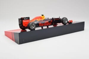 Red Bull RB12 #33 M. Verstappen Spain GP Winner 2016 Minichamps 1:18 147160533 Μέταλλο - εικόνα 3 από 6