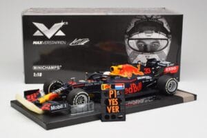 Red Bull RB16 #33 M. Verstappen Abu Dhabi GP Winner 2020 Minichamps 1:18 113201733 Μέταλλο - εικόνα 6 από 6